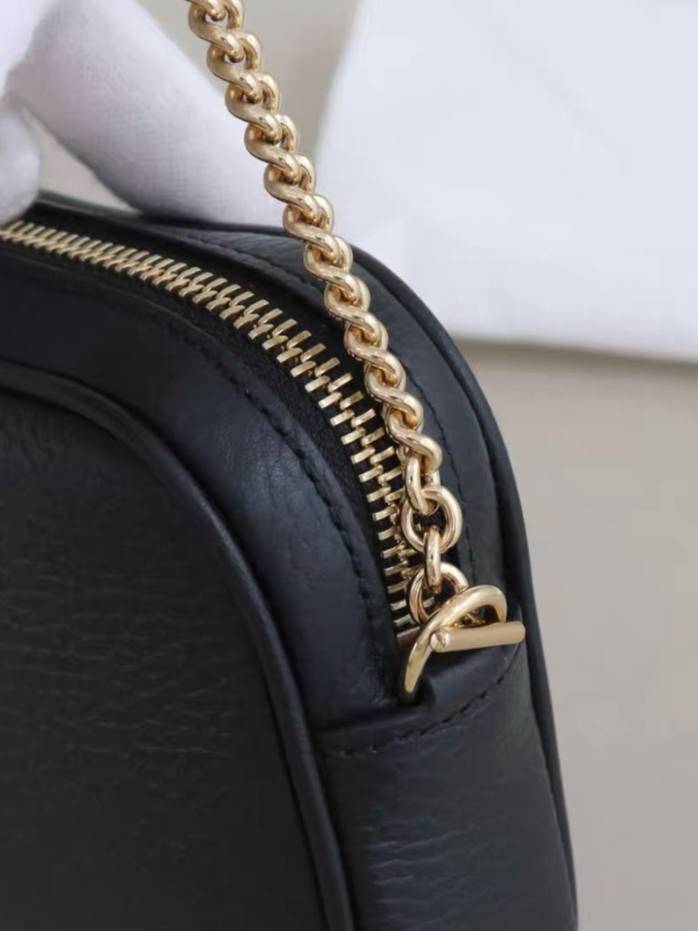 Gucci Black Leather GG Small Camera Crossbody with Gold Chain - Picture 6 of 9